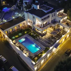 3* Отель Laden